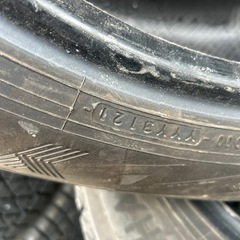 225.55.18スタッドレスタイヤの画像
