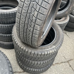 225.55.18スタッドレスタイヤの画像