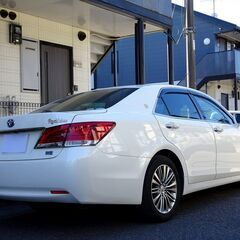 即乗りＯＫ 27年式 クラウンハイブリッド ロイヤルサルーン 実走行44730km HDDナビ フルセグTV Bluetooth バックモニター スマートキー シートヒーター クルコン HID ETCの画像