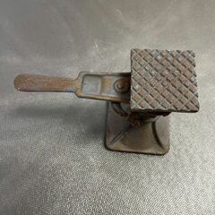 豆ジャッキ レトロ 工具 アンティーク 当時物 ミニジャッキ 建築ジャッキ 大工 古道具 小型ジャッキ  A1009の画像