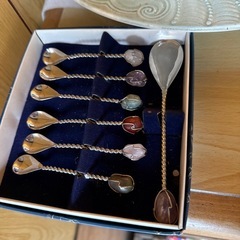 12月限定【無料】昔の新品の食器類、鍋など、もらってください！の画像