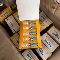 プラグ　新品　倉庫に眠っていた物の画像