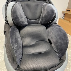 コンビ　チャイルドシート　theSシリーズの画像