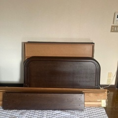 セミダブルベッドの画像