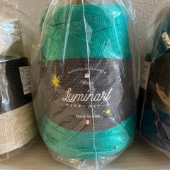 12/14半額　手編み糸　ウイスタールミナール　4巻の画像