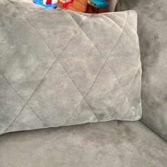 3日間限定5,000円　　
関家具　レザーテックスソファの画像