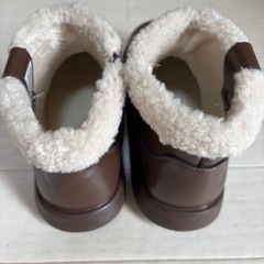 【新品】ブーツ　女の子　21センチ の画像