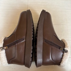 【新品】ブーツ　女の子　21センチ の画像