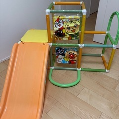 アンパンマンジャングルジムの画像
