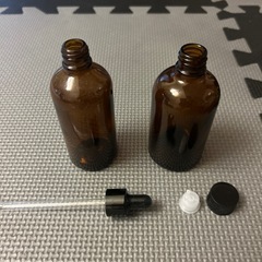 ♡ガラス製スポイト遮光瓶4個＆ドロッパー付遮光瓶1本＆ビーカーセットとガラス棒♡の画像