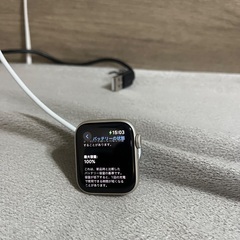 【最大容量100%】アップルウォッチ SE 第2世代 40mm A2722の画像