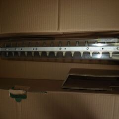 マキタ 充電式ポールヘッジトリマー MUN501WDSF　中古の画像