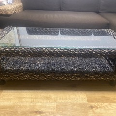 ウォーターヒヤシンス籐ガラストップテーブルの画像