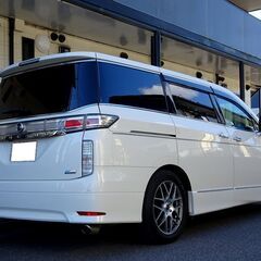 4WD 車検満タン エルグランド 350ハイウェイスターアーバンクロム レーダークルーズ 衝突軽減ブレーキ HDDナビ TV Bluetooth フリップダウンモニター アラウンドビューモニター 両側パワスラ パワーバックドア サンルーフ インテリキー HID ETCの画像