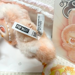 【ROPMART 正規品】エナジー　LABUBU ラブブ★THE MONSTERS Big into Energyシリーズ★【HAPPINESS】ハピネス★未使用品の画像