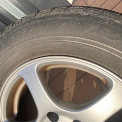 『受け渡し者決定』 
BS ブリザックVRX スタッドレス 195/65-15  AZスポーツアルミホイール 4本セット  残り溝スリップサインまで残り1mmの画像