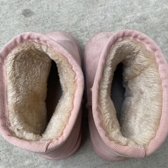 あげます！キッズ ムートンブーツ 18cm
の画像