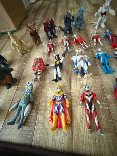 値下げ‼️キレイ‼️ウルトラマン人形セット