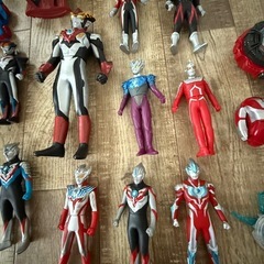 値下げ‼️キレイ‼️ウルトラマン人形セットの画像