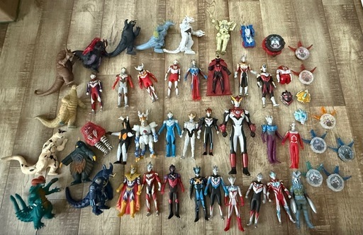 値下げ‼️キレイ‼️ウルトラマン人形セット