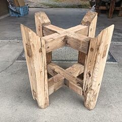 お正月　餅つき　石臼　台　杵の画像