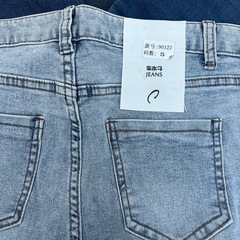 女性　ジーンズ　ズボン　中古　新品もあり　まとめて　11点の画像