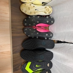 サッカーシューズ　26.0cm スパイク　トレシュ　4足セットの画像