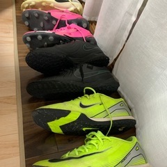 サッカーシューズ　26.0cm スパイク　トレシュ　4足セットの画像