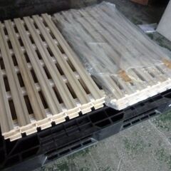 ※取引中/売約済***********　　　　　　第1228回　スノコ　　すのこ　取り放題　未使用　ベッド　ＤＩＹ素材　木材　エラー品　リフォームの画像