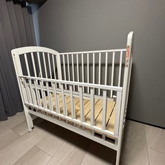 【お譲りします】カトージ、ベビーベッド、ハイタイプ、レギュラーサイズ
の画像