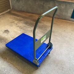 【中古/長期保管品/お引取り限定】■樹脂製運搬台車■PDｰ１００■最大荷重100㎏■ブルー■の画像