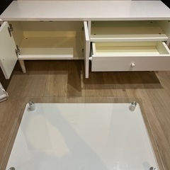 【差し上げます】テレビ台、姿見、ガラステーブルの画像