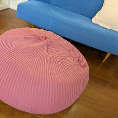 【中古品】IDEE製ビーズクッション『PUUF』ワインレッド※カバーに裂け目有りの画像