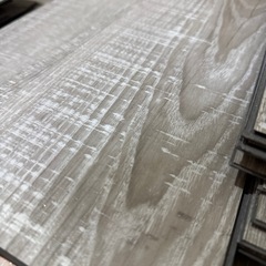 はめ込み式フローリングタイルの画像