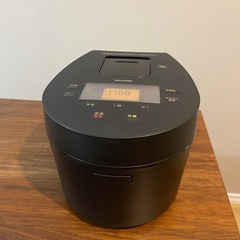 アイリスオーヤマ株式会社 IHジャー炊飯器 RC-IL30-Bの画像