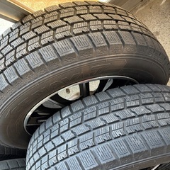 215/65/16スタッドレスタイヤホイール4本セットの画像