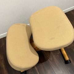姿勢矯正　　猫背防止　椅子　　の画像