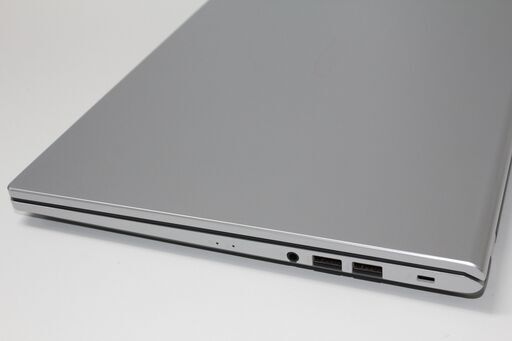 【中古ノートPC】ASUS〈VivoBook 15〉Intel Core i3/SSD256GB/メモリ8GB ④