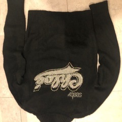 シーバイクロエ　素敵なフロントジップカーディガン　黒の画像