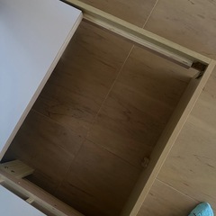 ダブル ベッドフレームの画像