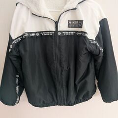 女児　ジャンパーの画像