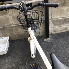 婦人用自転車の画像