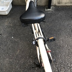 婦人用自転車の画像