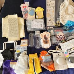 レディース女性用洋服 雑貨など無料でお譲りします 服/ファッションの画像