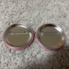 乙姫キティ　缶バッジ　2つの画像