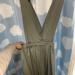 サロペットの画像