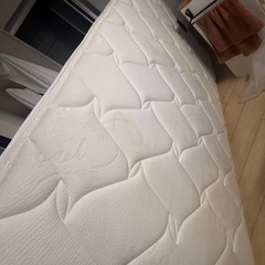 セミダブルフランスベッドの画像