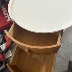 サイドテーブル 引き出し付き 丸型 木製 高さ65cm テーブル の画像
