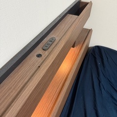 【ニトリ】ダブルサイズ　ベッドフレーム&マットレスの画像