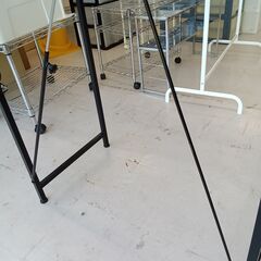 リユースのサカイ栃木店★ジモティ割あり★  ラック ブラック W80×D44.7×H179 クリーニング済み TC11959の画像